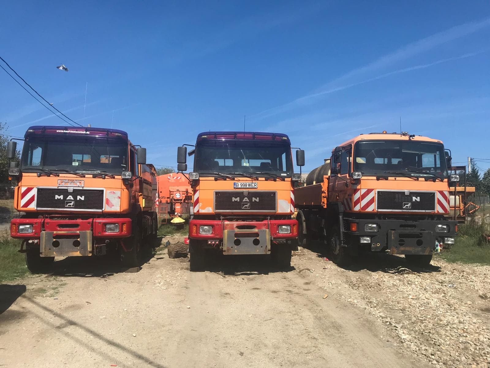 Flotă de autobasculante MAN pentru contract cadru de evacuare moloz în București — Demolex